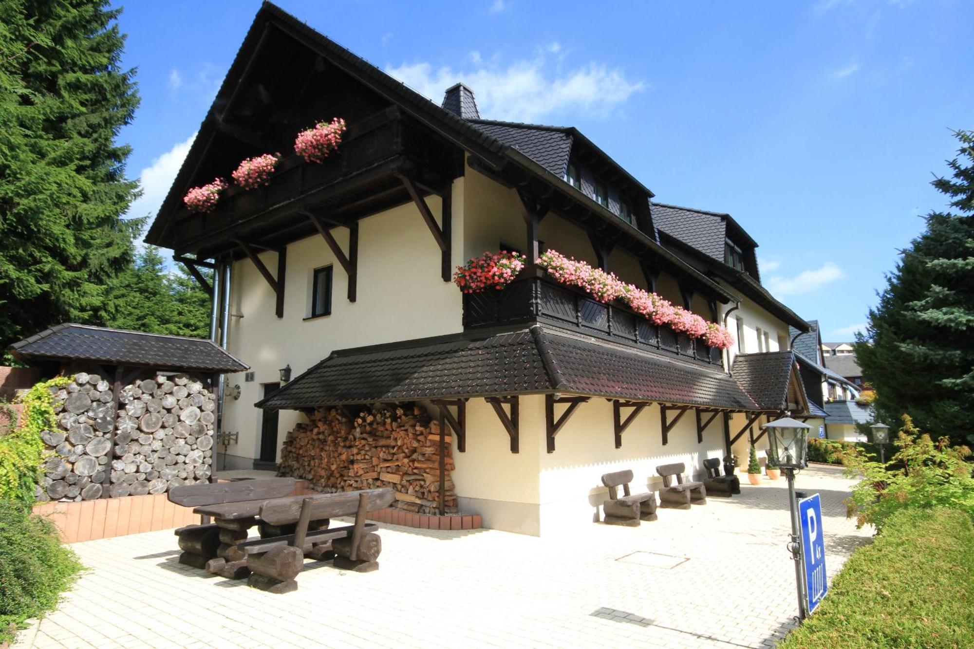 Appartementhaus Am Fichtelberg クロルト・オーバーヴィーゼンタール エクステリア 写真